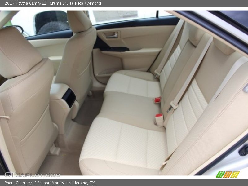Creme Brulee Mica / Almond 2017 Toyota Camry LE