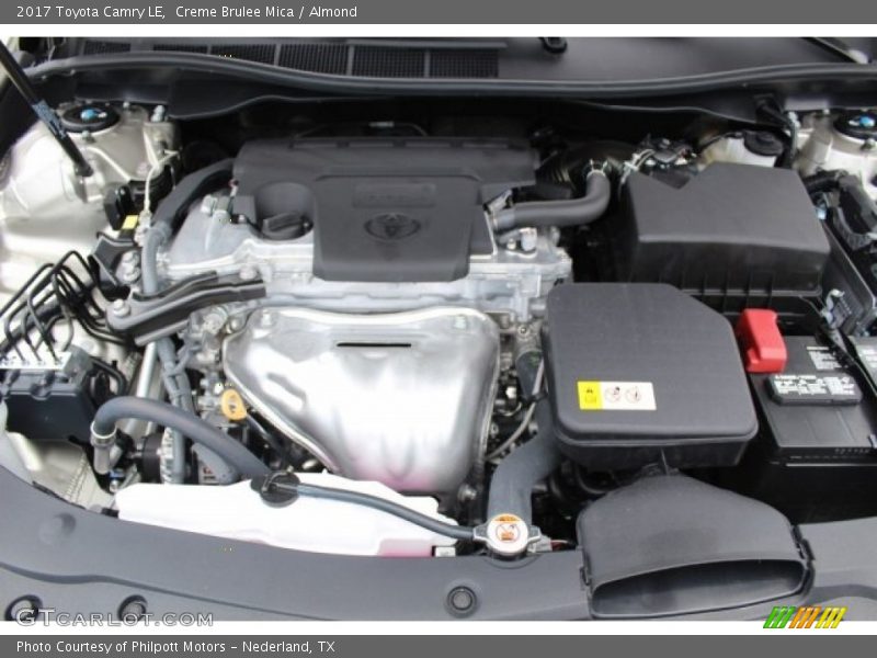 Creme Brulee Mica / Almond 2017 Toyota Camry LE