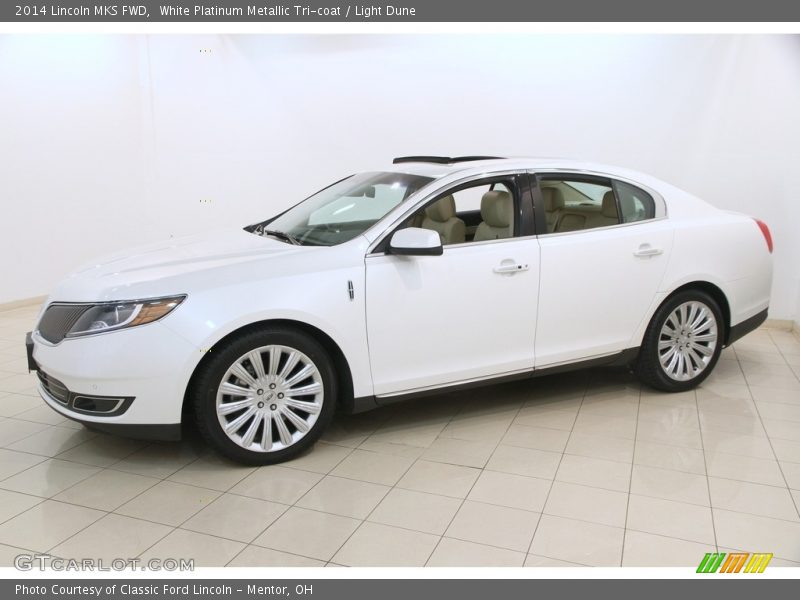 White Platinum Metallic Tri-coat / Light Dune 2014 Lincoln MKS FWD