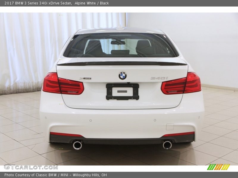 Alpine White / Black 2017 BMW 3 Series 340i xDrive Sedan