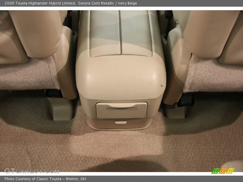 Sonora Gold Metallic / Ivory Beige 2006 Toyota Highlander Hybrid Limited