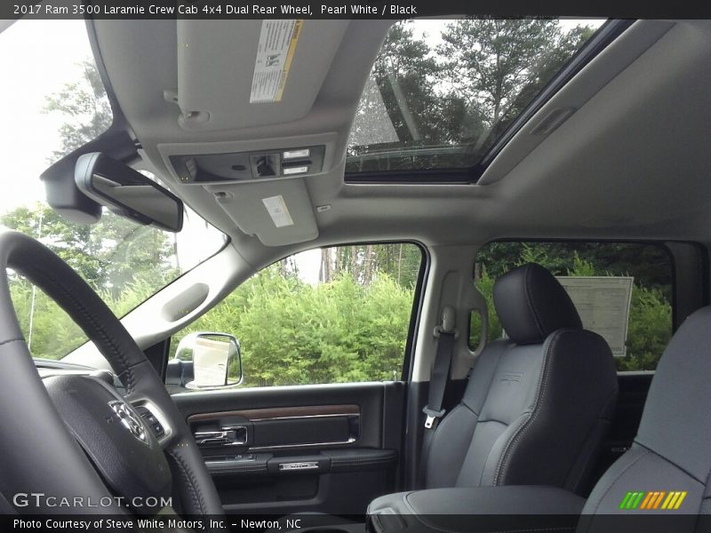 Pearl White / Black 2017 Ram 3500 Laramie Crew Cab 4x4 Dual Rear Wheel