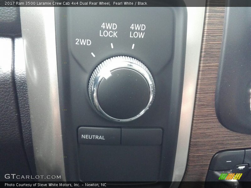 Pearl White / Black 2017 Ram 3500 Laramie Crew Cab 4x4 Dual Rear Wheel