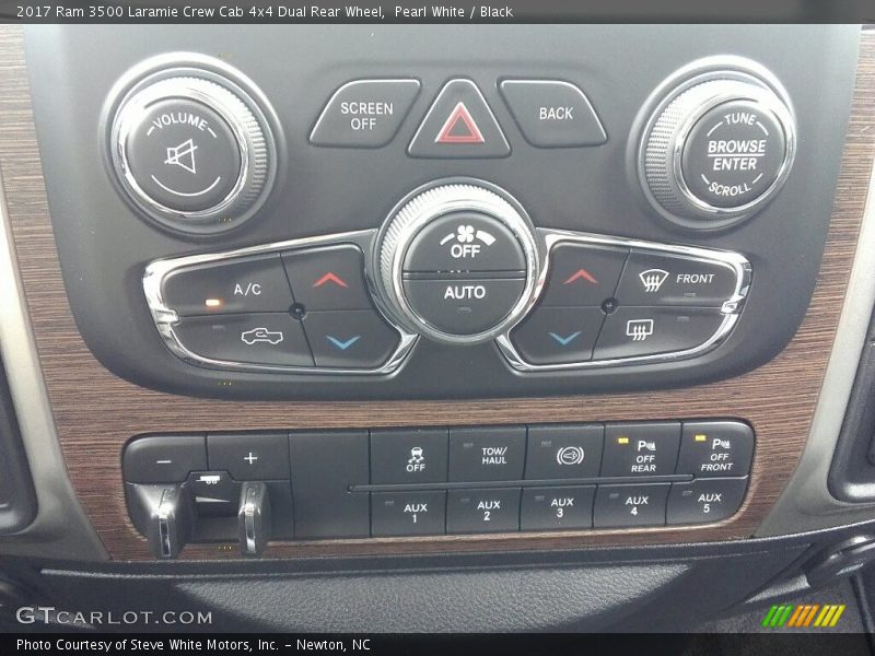 Pearl White / Black 2017 Ram 3500 Laramie Crew Cab 4x4 Dual Rear Wheel