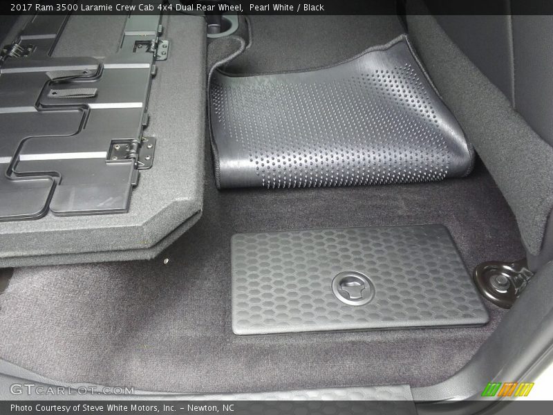 Pearl White / Black 2017 Ram 3500 Laramie Crew Cab 4x4 Dual Rear Wheel