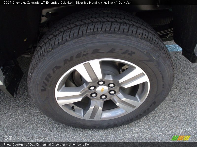 Silver Ice Metallic / Jet Black/­Dark Ash 2017 Chevrolet Colorado WT Extended Cab 4x4