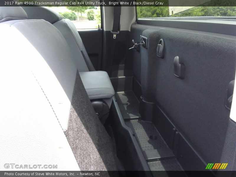 Bright White / Black/Diesel Gray 2017 Ram 4500 Tradesman Regular Cab 4x4 Utility Truck
