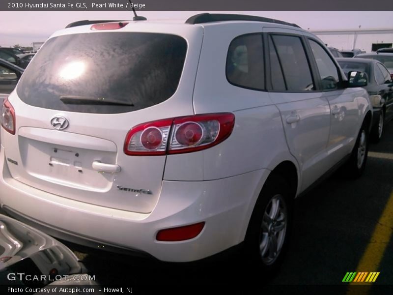 Pearl White / Beige 2010 Hyundai Santa Fe GLS