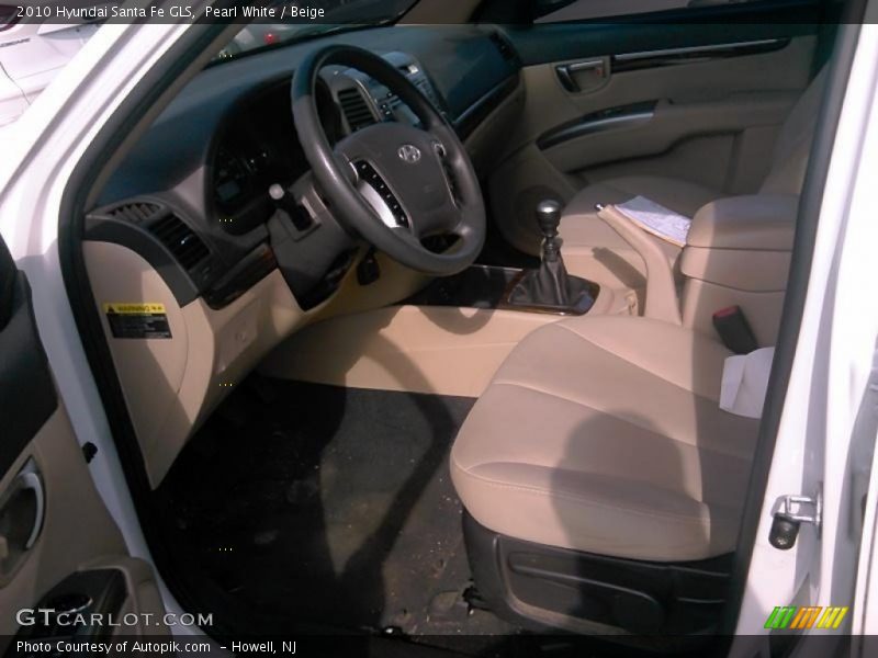 Pearl White / Beige 2010 Hyundai Santa Fe GLS