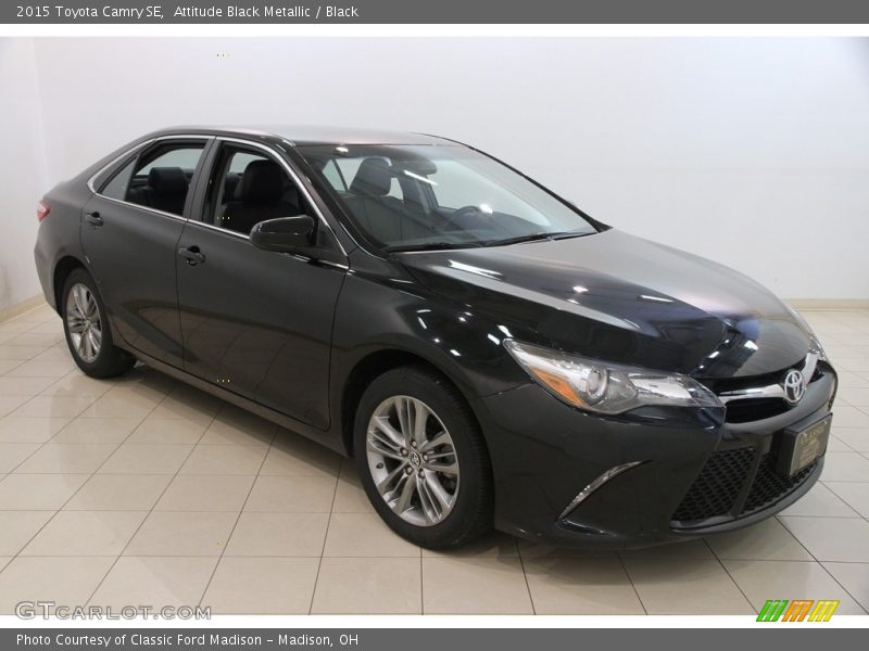  2015 Camry SE Attitude Black Metallic