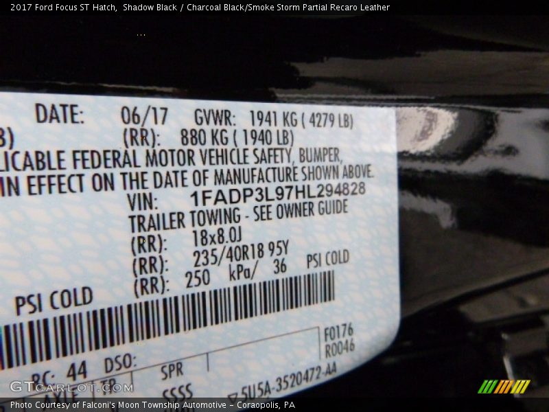 Shadow Black / Charcoal Black/Smoke Storm Partial Recaro Leather 2017 Ford Focus ST Hatch