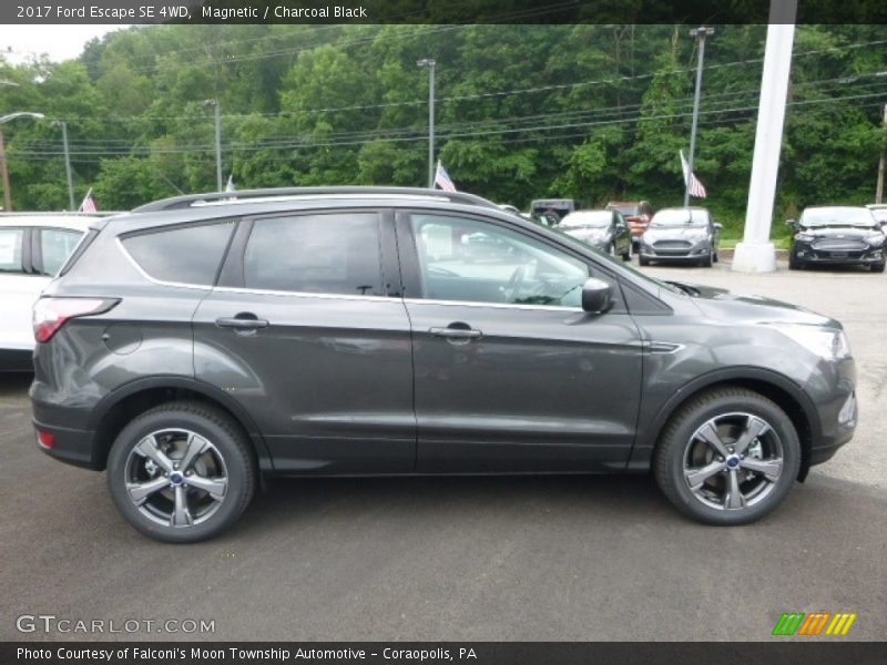 Magnetic / Charcoal Black 2017 Ford Escape SE 4WD