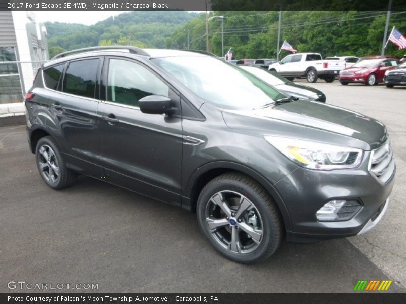 Magnetic / Charcoal Black 2017 Ford Escape SE 4WD