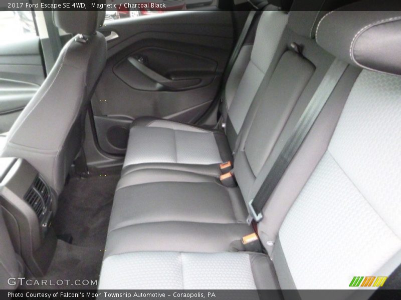 Magnetic / Charcoal Black 2017 Ford Escape SE 4WD