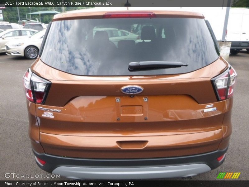 Canyon Ridge / Charcoal Black 2017 Ford Escape SE 4WD