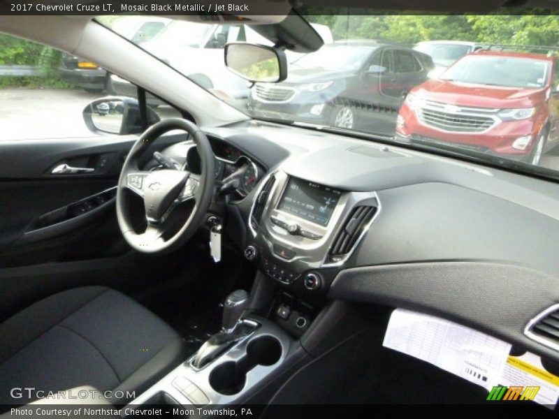 Mosaic Black Metallic / Jet Black 2017 Chevrolet Cruze LT