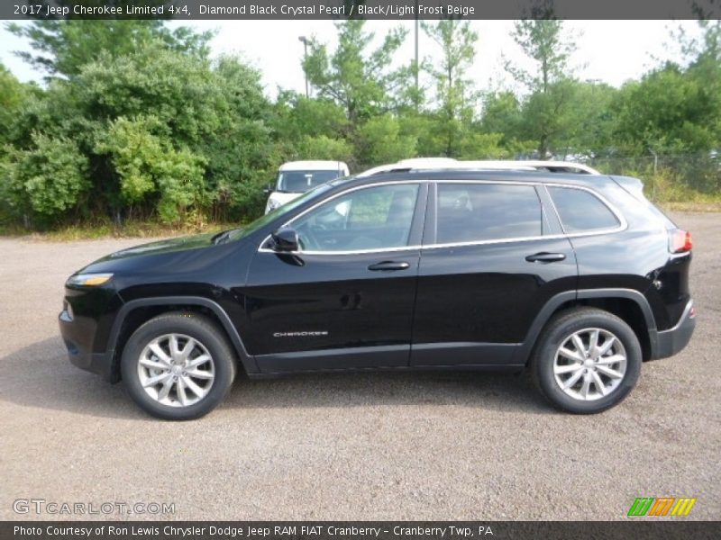 Diamond Black Crystal Pearl / Black/Light Frost Beige 2017 Jeep Cherokee Limited 4x4
