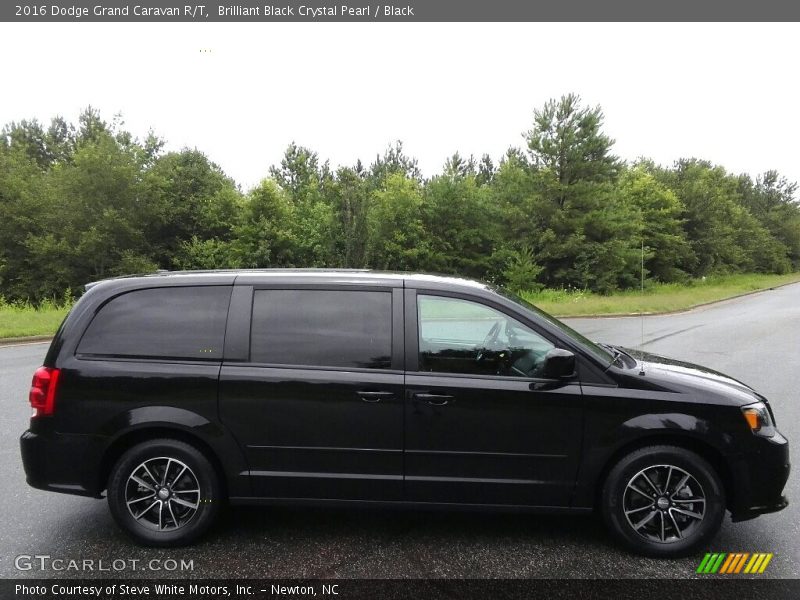 Brilliant Black Crystal Pearl / Black 2016 Dodge Grand Caravan R/T