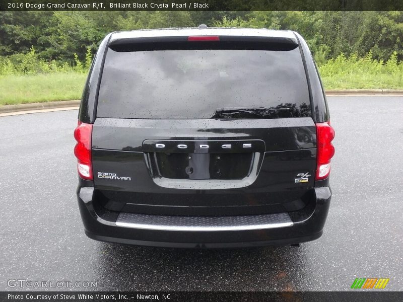 Brilliant Black Crystal Pearl / Black 2016 Dodge Grand Caravan R/T