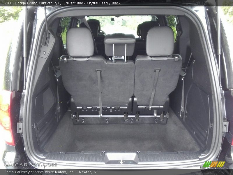 Brilliant Black Crystal Pearl / Black 2016 Dodge Grand Caravan R/T