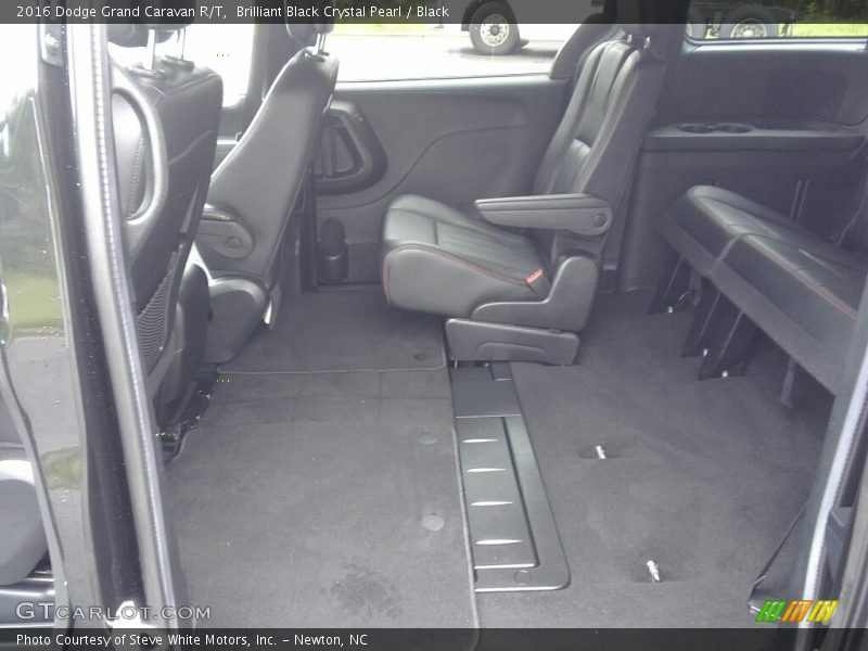 Brilliant Black Crystal Pearl / Black 2016 Dodge Grand Caravan R/T