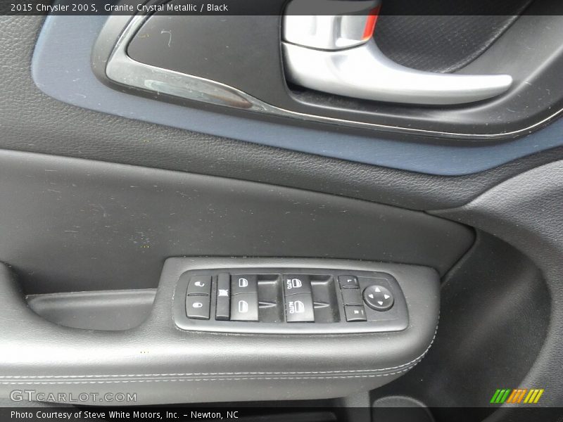 Granite Crystal Metallic / Black 2015 Chrysler 200 S