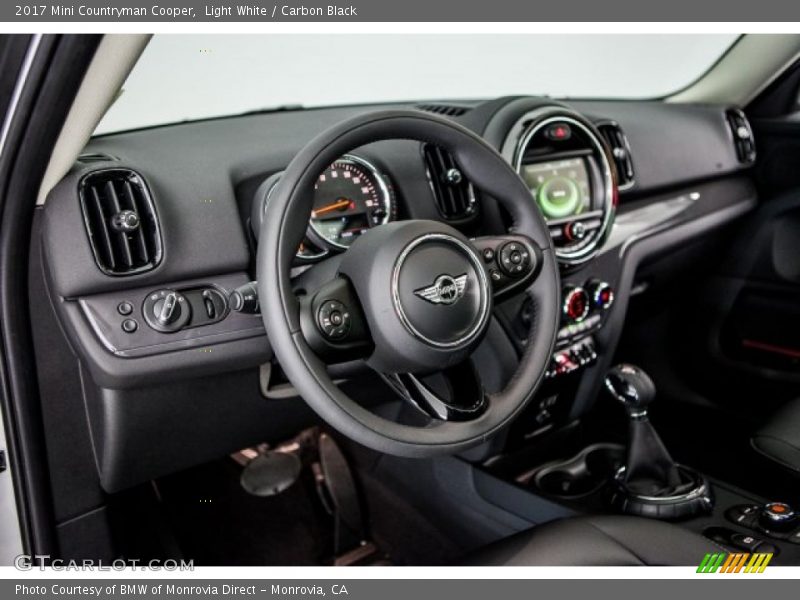 Light White / Carbon Black 2017 Mini Countryman Cooper