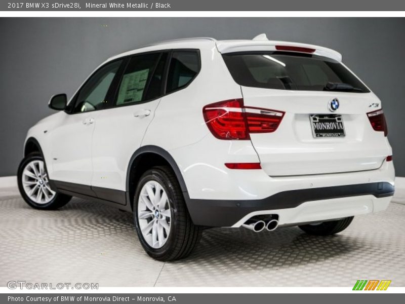 Mineral White Metallic / Black 2017 BMW X3 sDrive28i