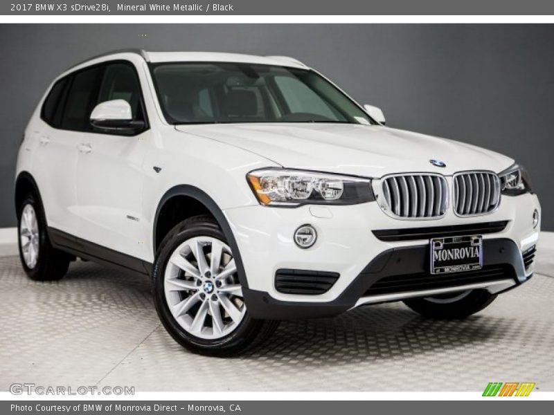 Mineral White Metallic / Black 2017 BMW X3 sDrive28i