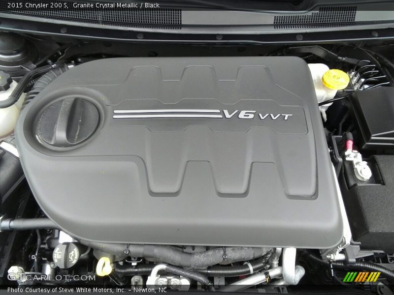 Granite Crystal Metallic / Black 2015 Chrysler 200 S