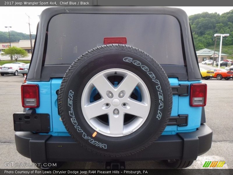 Chief Blue / Black 2017 Jeep Wrangler Sport 4x4