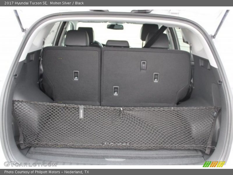Molten Silver / Black 2017 Hyundai Tucson SE