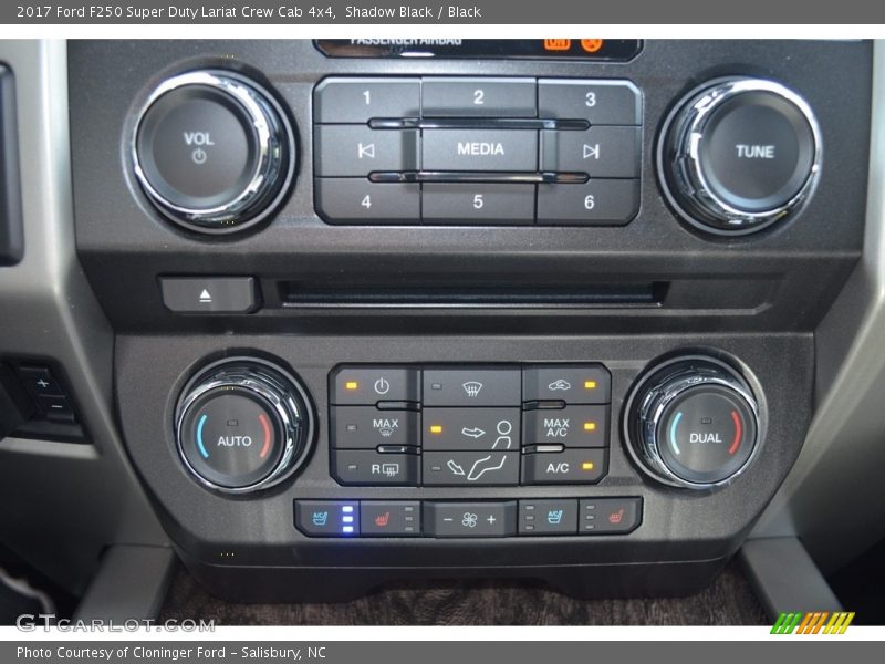 Shadow Black / Black 2017 Ford F250 Super Duty Lariat Crew Cab 4x4