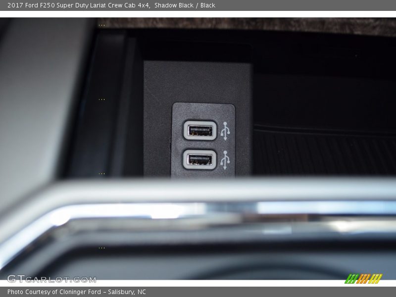 Shadow Black / Black 2017 Ford F250 Super Duty Lariat Crew Cab 4x4