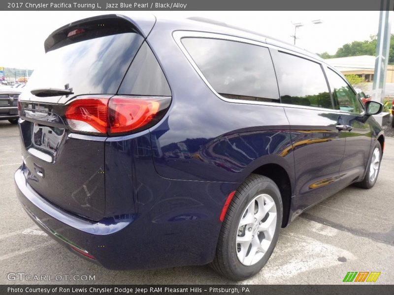 Jazz Blue Pearl / Black/Alloy 2017 Chrysler Pacifica Touring L