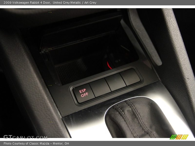 United Grey Metallic / Art Grey 2009 Volkswagen Rabbit 4 Door