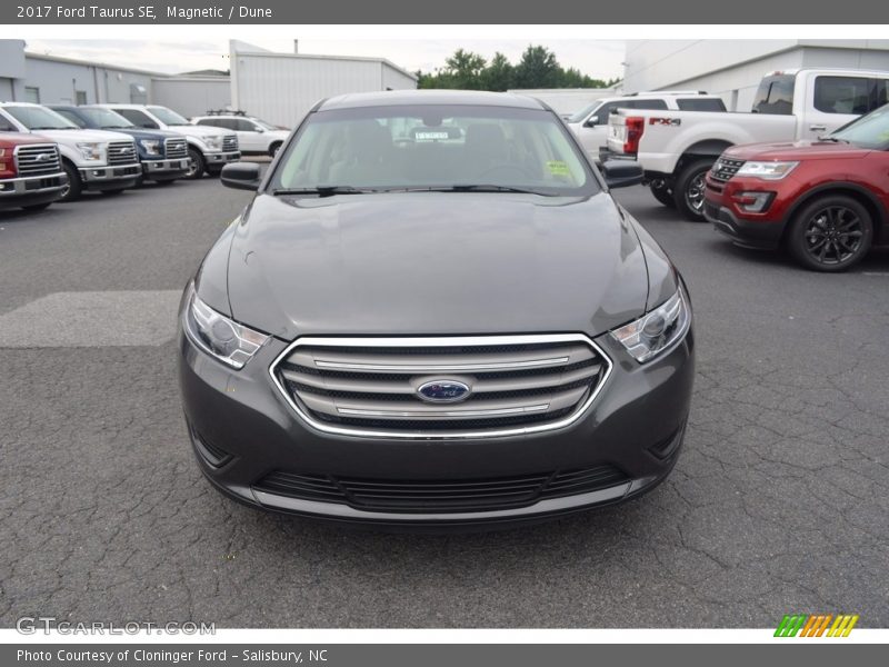 Magnetic / Dune 2017 Ford Taurus SE