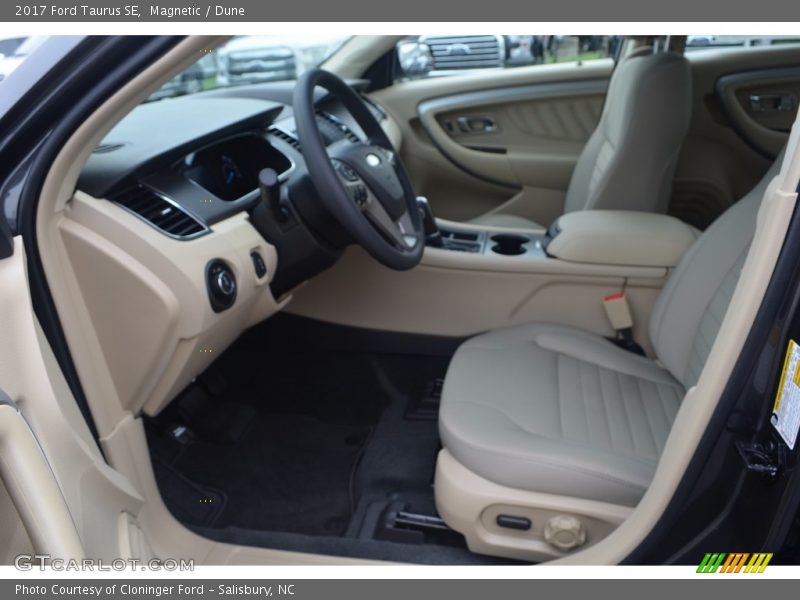 Magnetic / Dune 2017 Ford Taurus SE