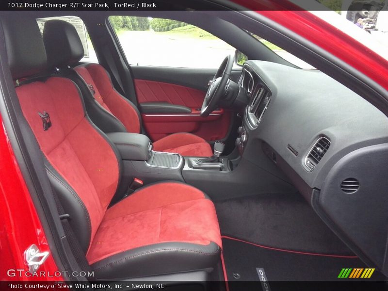 TorRed / Black 2017 Dodge Charger R/T Scat Pack