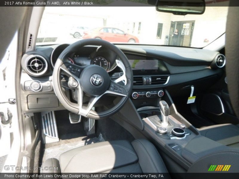 Alfa White / Black 2017 Alfa Romeo Giulia Ti AWD