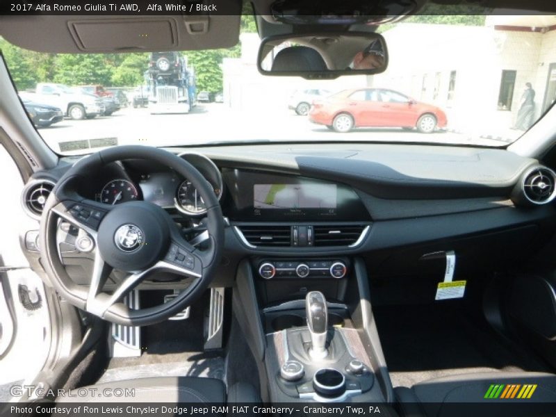 Alfa White / Black 2017 Alfa Romeo Giulia Ti AWD