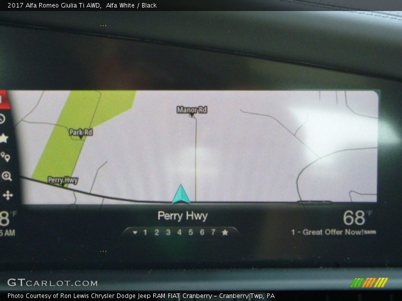 Alfa White / Black 2017 Alfa Romeo Giulia Ti AWD