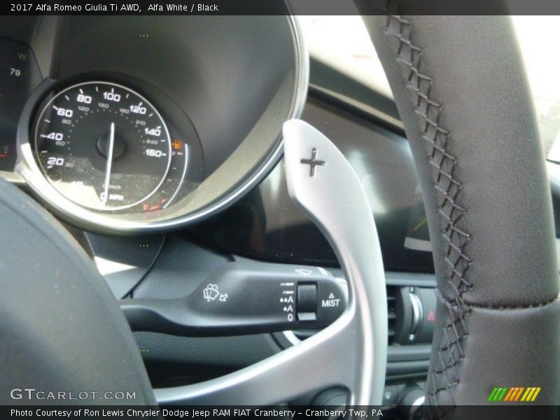 Alfa White / Black 2017 Alfa Romeo Giulia Ti AWD