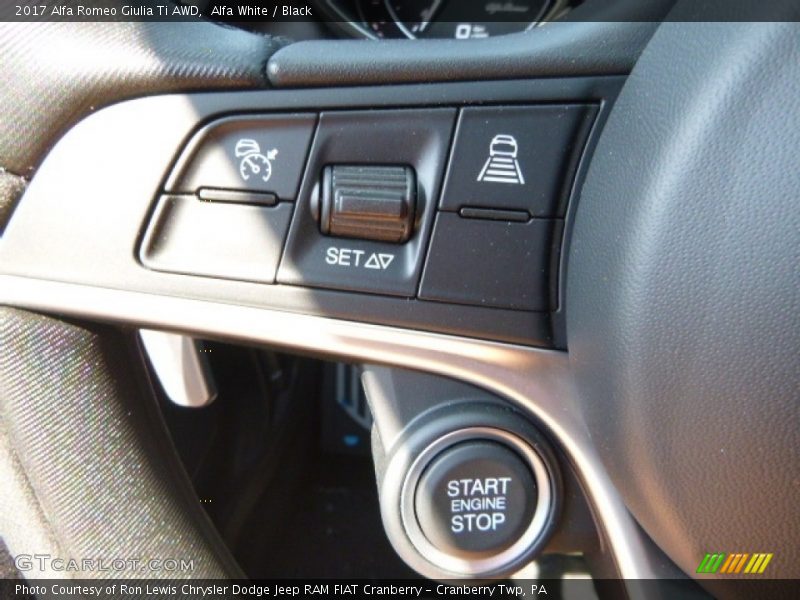 Alfa White / Black 2017 Alfa Romeo Giulia Ti AWD