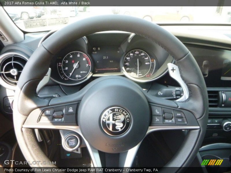 Alfa White / Black 2017 Alfa Romeo Giulia Ti AWD