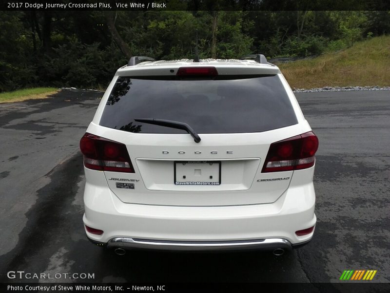 Vice White / Black 2017 Dodge Journey Crossroad Plus