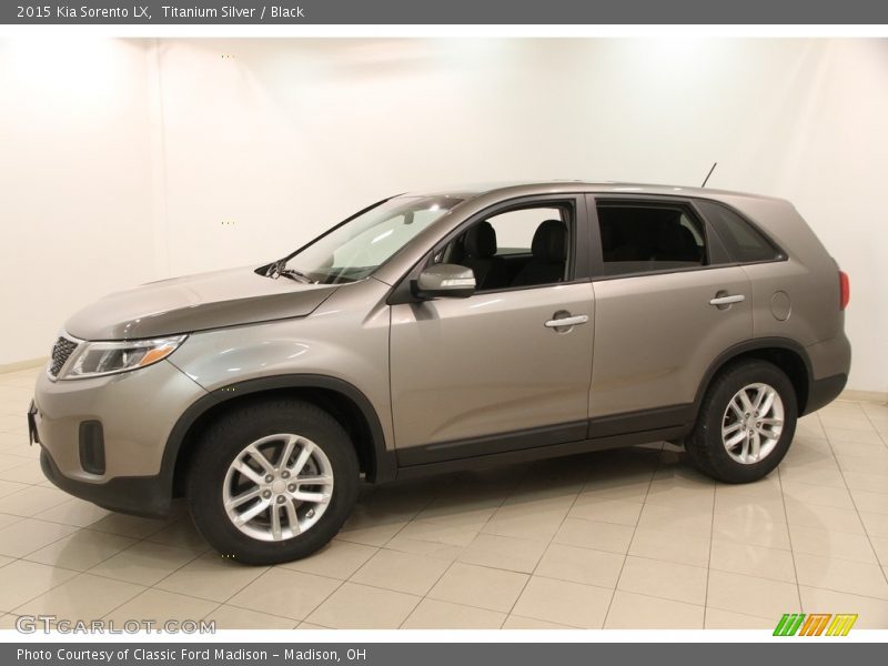 Titanium Silver / Black 2015 Kia Sorento LX