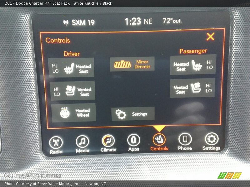 White Knuckle / Black 2017 Dodge Charger R/T Scat Pack