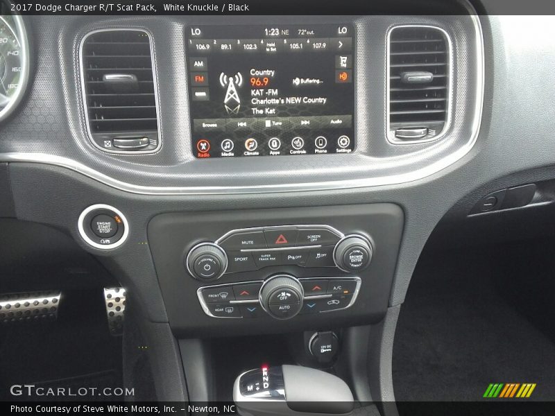 White Knuckle / Black 2017 Dodge Charger R/T Scat Pack