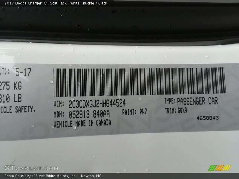 White Knuckle / Black 2017 Dodge Charger R/T Scat Pack